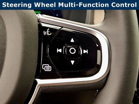 New 2026 Volvo XC90 T8 Plus w/ Protection Package Premier AWD/4WD image 40