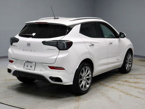 Used 2024 Buick Encore GX Avenir w/ Avenir Technology Package image 12