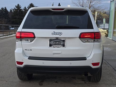 Used 2022 Jeep Grand Cherokee Laredo E image 4