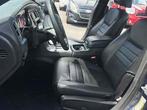 Used 2014 Dodge Charger SE RWD image 22