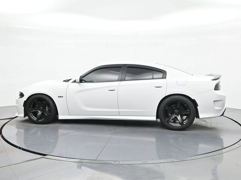 Used 2019 Dodge Charger Scat Pack RWD image 8