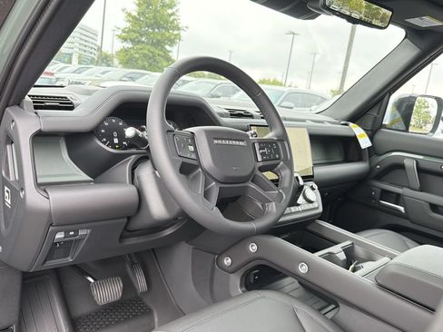 New 2026 Land Rover Defender 110 Trophy Edition AWD/4WD image 10
