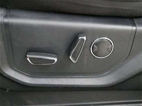 Used 2016 Ford F150 XLT w/ Equipment Group 302A Luxury image 15