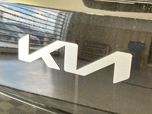 New 2025 Kia Soul S image 32