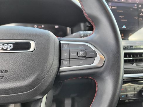 Used 2022 Jeep Compass Trailhawk w/ Trailhawk Elite Group image 29