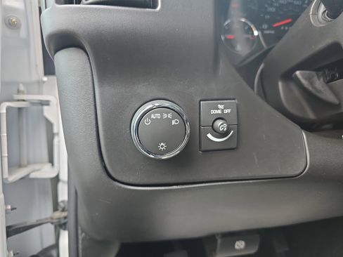 Used 2023 Chevrolet Express 3500 LS image 21