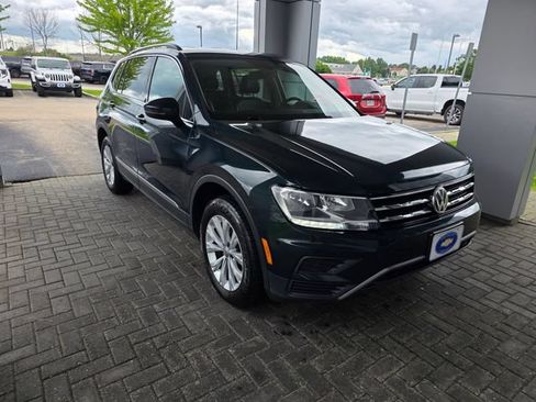 Used 2018 Volkswagen Tiguan SE AWD/4WD image 5