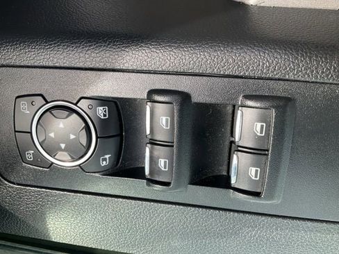 Used 2017 Ford F150 Platinum w/ FX4 Off-Road Package AWD/4WD image 20