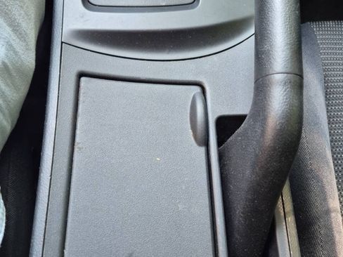 Used 2012 MAZDA MAZDA3 i Touring FWD image 12