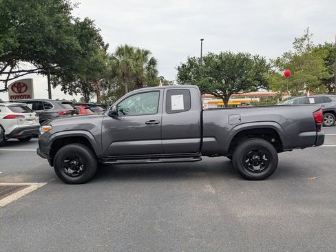 Used 2023 Toyota Tacoma SR RWD image 8