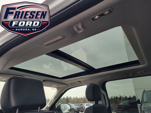 Used 2025 Ford Expedition Max Platinum AWD/4WD image 26