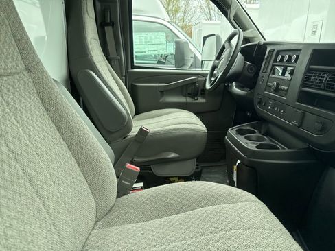 New 2024 Chevrolet Express 3500 w/ Power Convenience Package RWD image 10