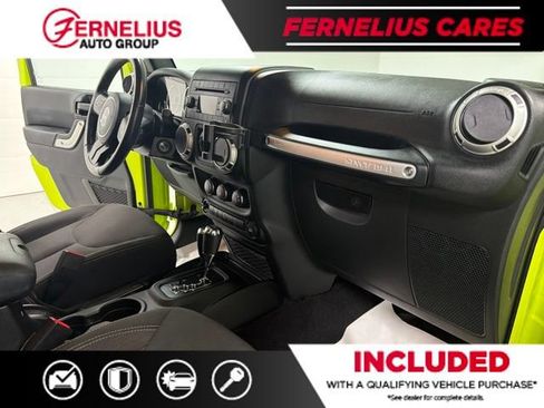 Used 2016 Jeep Wrangler Unlimited Sahara AWD/4WD image 30