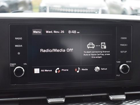 Certified 2023 Kia Carnival LX image 27