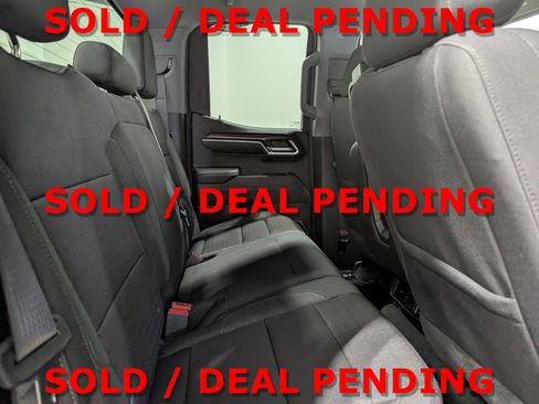 Used 2024 Chevrolet Silverado 1500 LT image 16