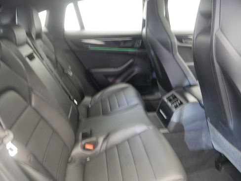 Certified 2025 Porsche Panamera image 30