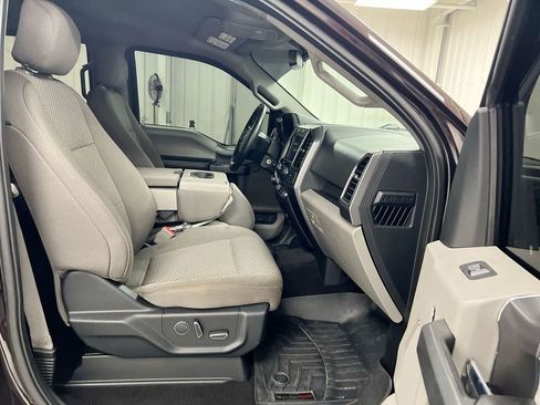Used 2018 Ford F150 XLT w/ Equipment Group 302A Luxury AWD/4WD image 21