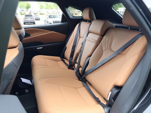 Used 2024 Lexus RX 350 Premium w/ Convenience Package image 36