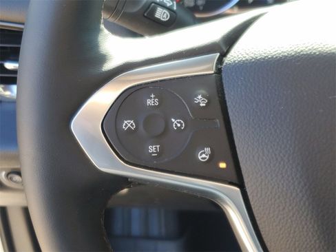 Used 2023 Chevrolet Traverse Premier w/ Redline Edition image 26