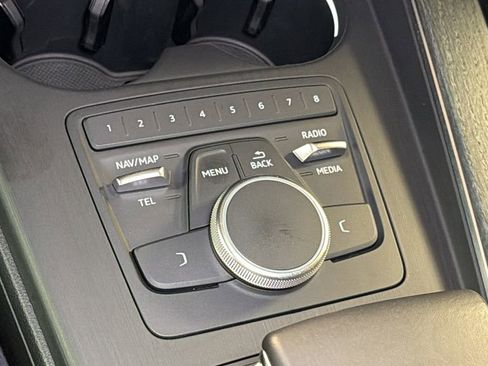 Used 2017 Audi A4 2.0T allroad Premium Plus image 31