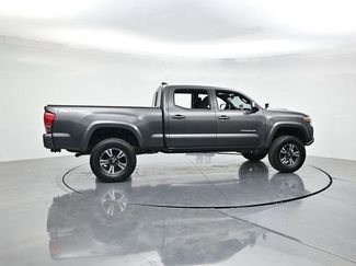 Used 2016 Toyota Tacoma TRD Sport video 2