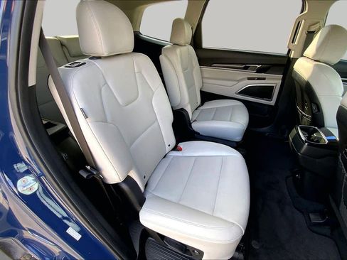 Used 2023 Kia Telluride S FWD image 20