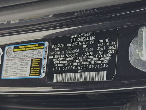 Used 2025 Kia Telluride S AWD/4WD image 37