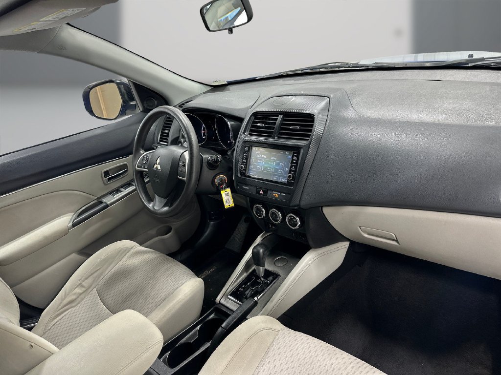 Used 2019 Mitsubishi Outlander Sport ES FWD image 16