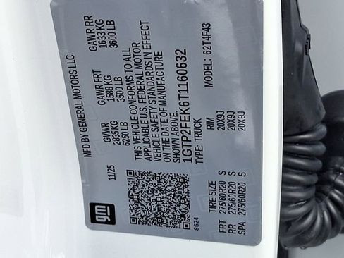 New 2026 GMC Canyon Denali image 24