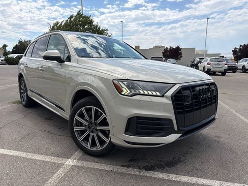 Used 2023 Audi Q7 2.0T Premium Plus AWD/4WD image 3