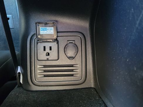 Used 2018 Toyota 4Runner SR5 image 9