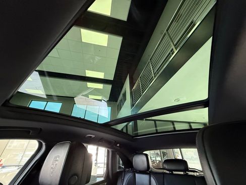 Used 2022 Porsche Macan S image 23