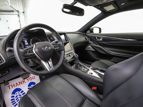 Used 2018 INFINITI Q60 Red Sport 400 w/ Sensory Package 3.0T Sport AWD/4WD image 10