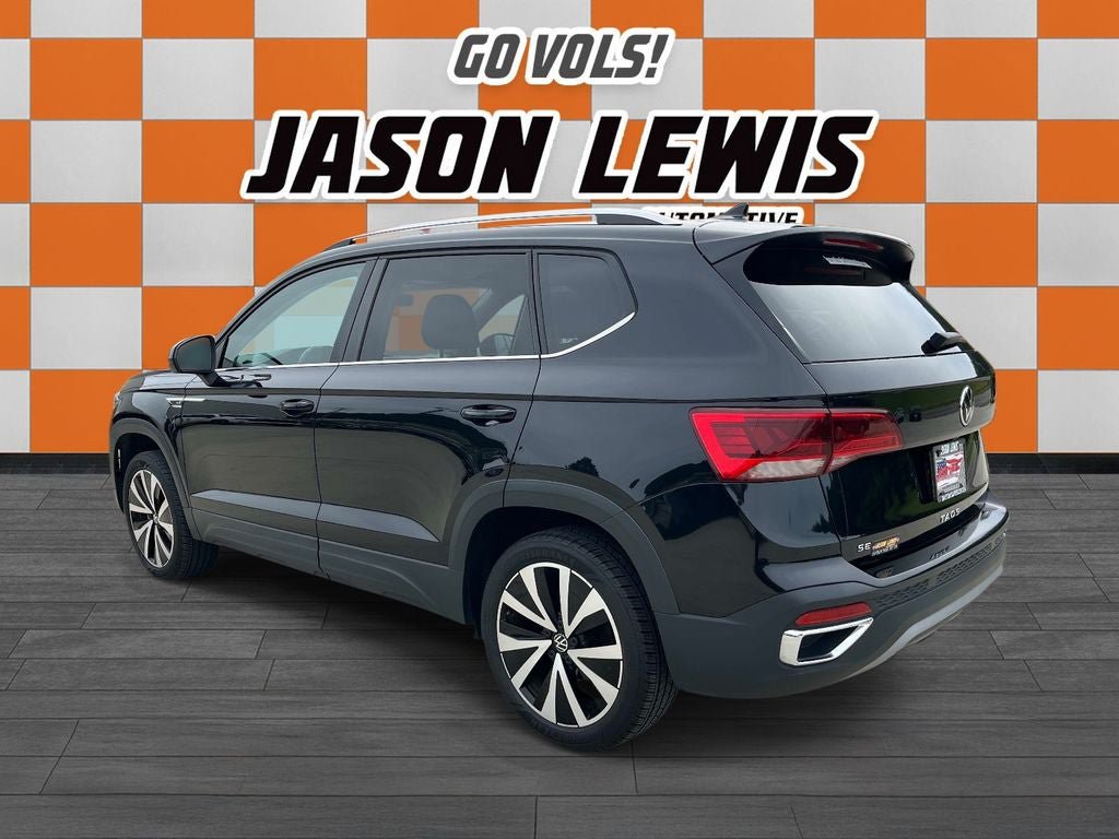 Used 2024 Volkswagen Taos SE FWD image 5