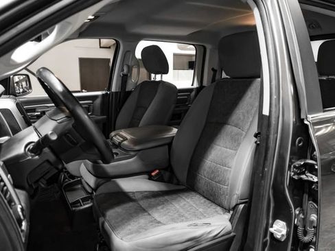 Used 2017 RAM 1500 Lone Star image 32