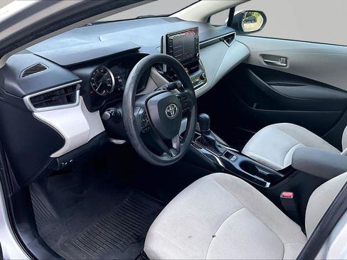 Certified 2021 Toyota Corolla LE FWD image 36