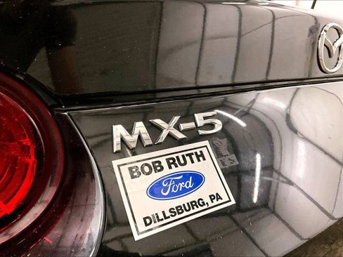 Used 2023 MAZDA MX-5 Miata Grand Touring RWD image 13