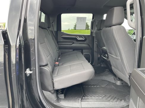 Used 2023 Chevrolet Silverado 1500 RST AWD/4WD image 25