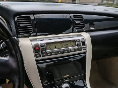 Used 2009 Lexus SC 430 Convertible image 33