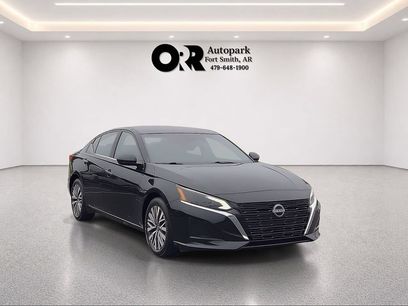 Used 2025 Nissan Altima 2.5 SV