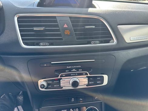 Used 2017 Audi Q3 2.0T Premium Plus w/ Premium Plus Package image 19