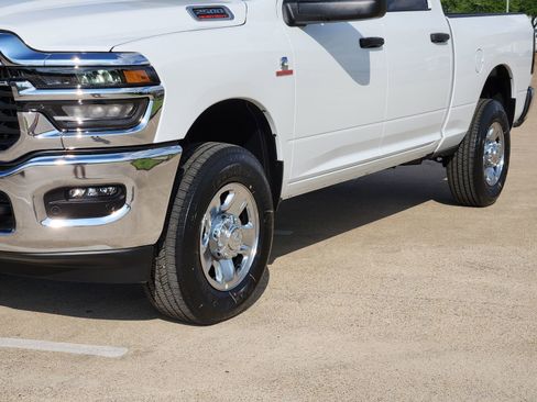 New 2026 RAM 2500 Tradesman w/ Chrome Appearance Group AWD/4WD image 12