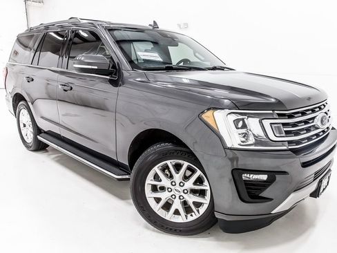 Used 2020 Ford Expedition XLT w/ Equipment Group 202A RWD image 9