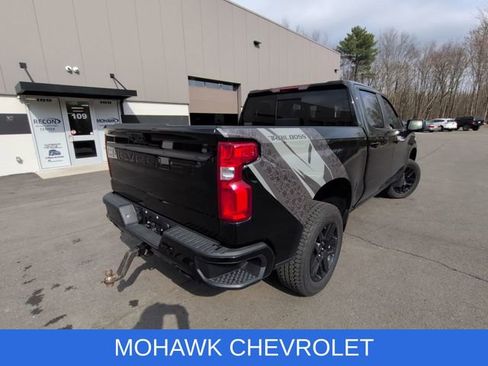 Used 2026 Chevrolet Silverado 1500 LT Trail Boss w/ LT Trail Boss Premium Package AWD/4WD image 13