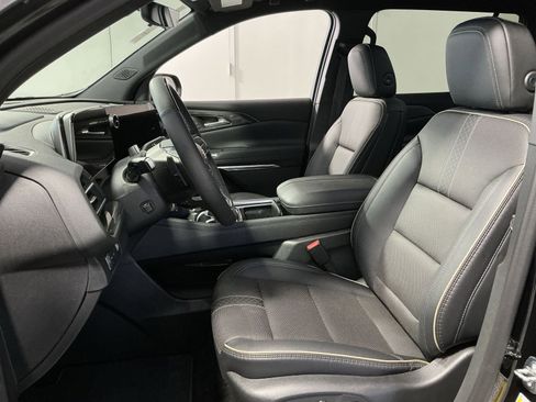 New 2026 Chevrolet Traverse High Country FWD image 14