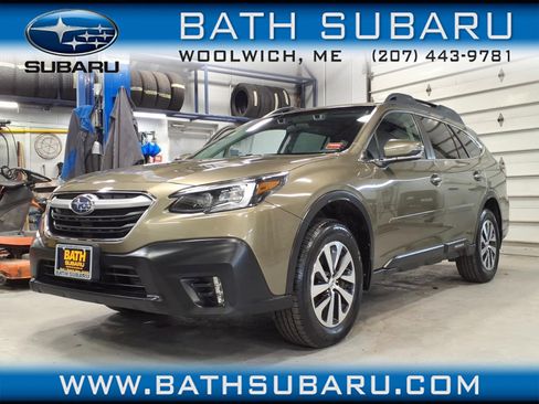 Used 2022 Subaru Outback Premium image 1