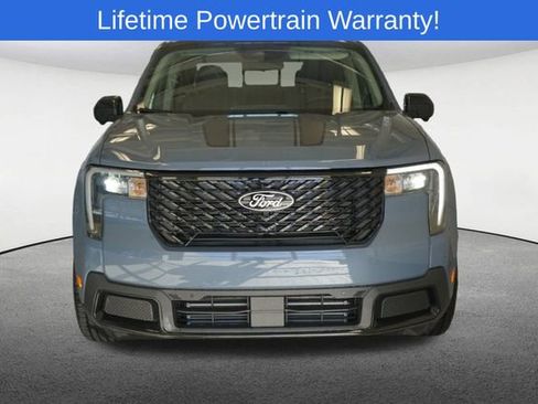 New 2025 Ford Maverick Lariat w/ Black Appearance Package image 17