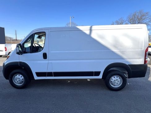 Used 2023 RAM ProMaster 2500 image 4