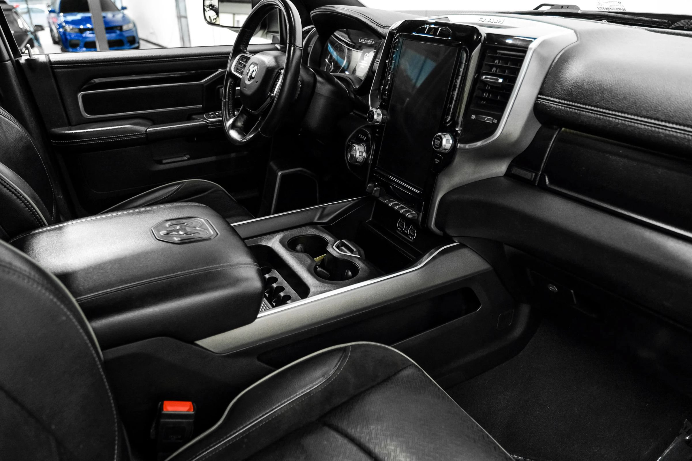 Used 2020 RAM 2500 Laramie w/ Night Edition AWD/4WD image 24