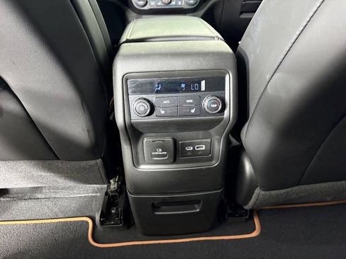 Used 2022 GMC Acadia AT4 w/ Preferred Package AWD/4WD image 49